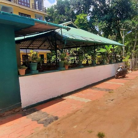 Aditi Thekkady Exterior photo
